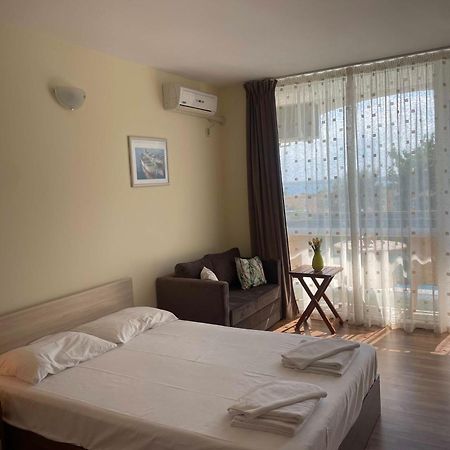 Rutland Sp Apartments Ravda Luaran gambar