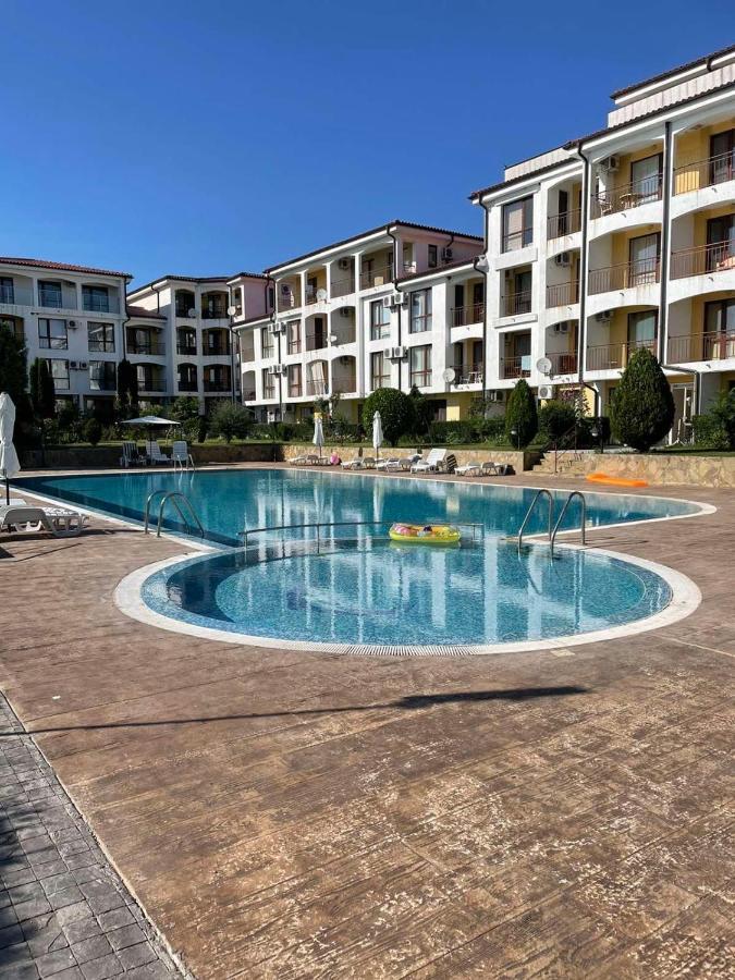 Rutland Sp Apartments Ravda Luaran gambar