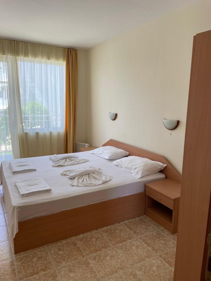 Rutland Sp Apartments Ravda Luaran gambar