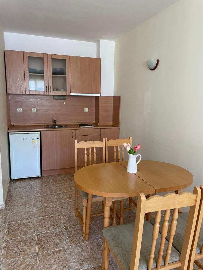 Rutland Sp Apartments Ravda Luaran gambar