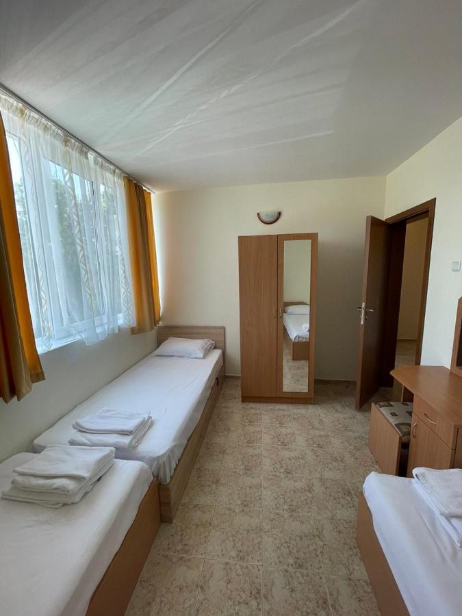 Rutland Sp Apartments Ravda Luaran gambar