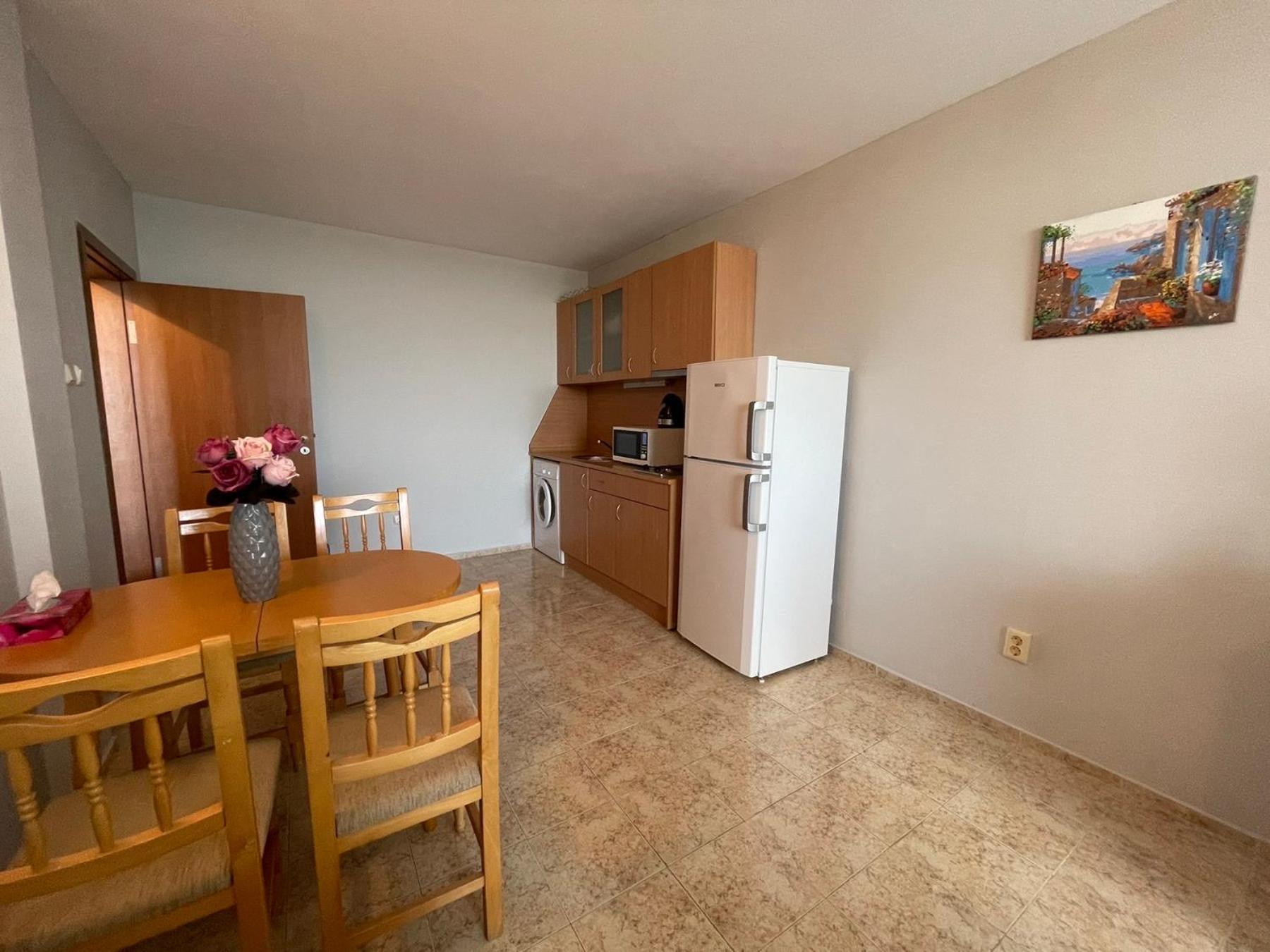 Rutland Sp Apartments Ravda Luaran gambar
